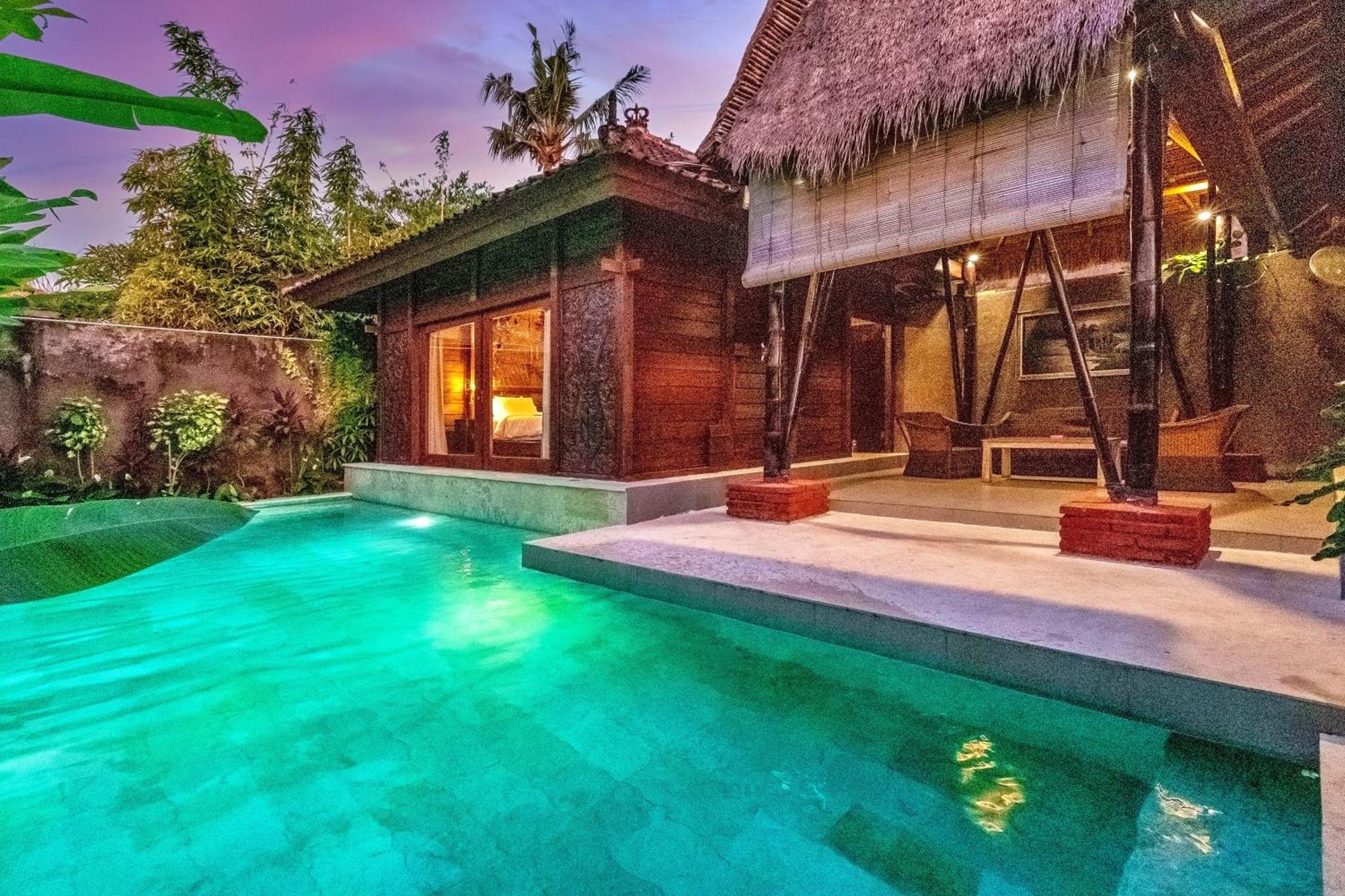 Sri Abi Ratu Villas Сукаваті Екстер'єр фото