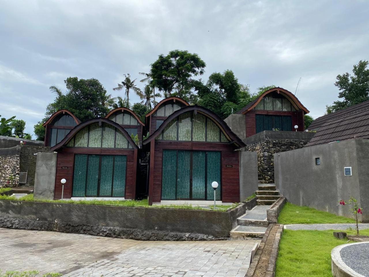 Sri Abi Ratu Villas Сукаваті Екстер'єр фото